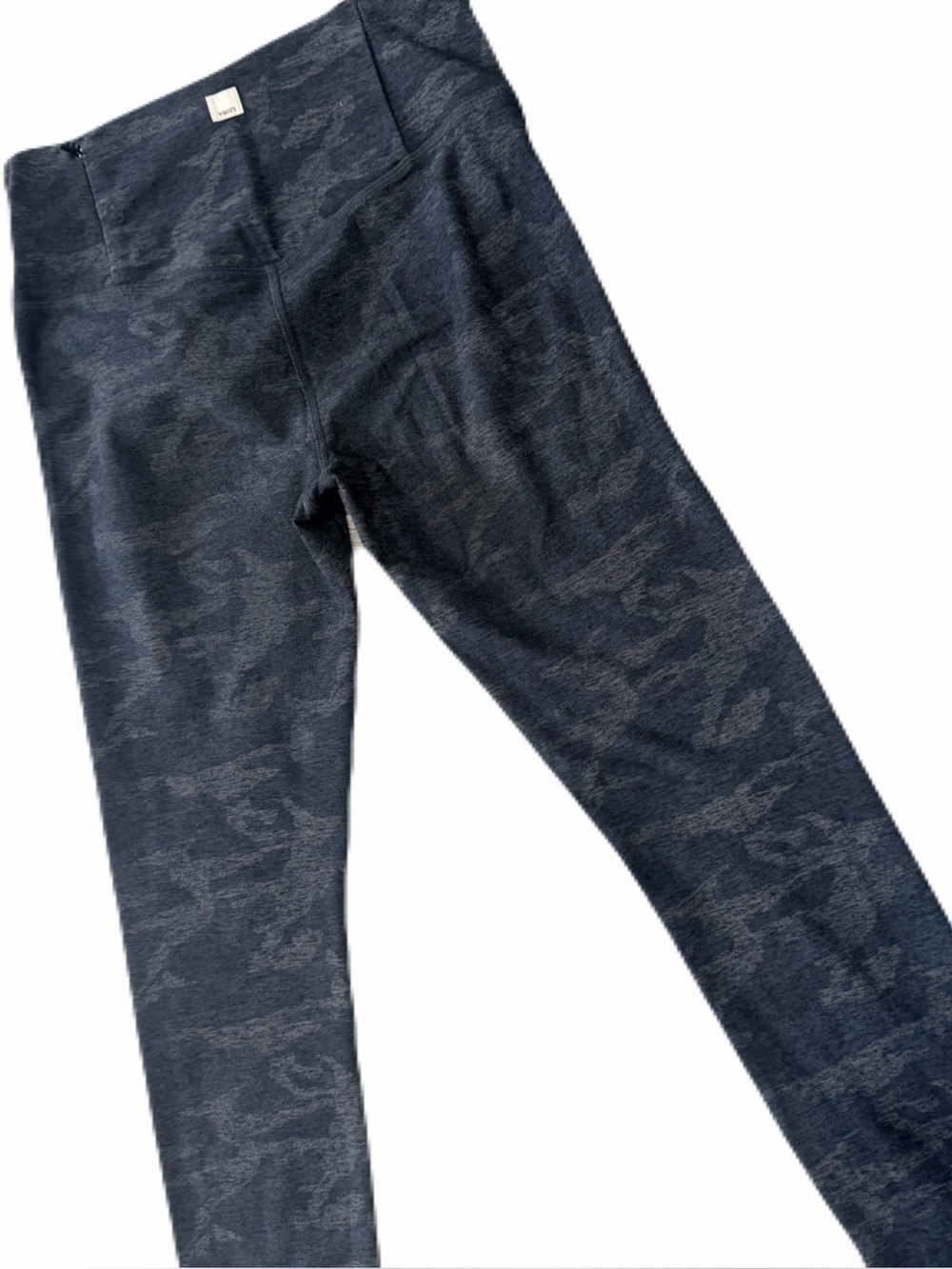 Vuori Clean Elevation Legging - Black Camo size M athlesuire legging 25.5”inseam - Picture 6 of 10